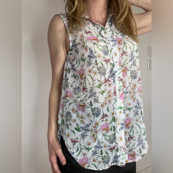 Beautiful H&M floral sleeveless blouse size 4 - Picture 3 of 6
